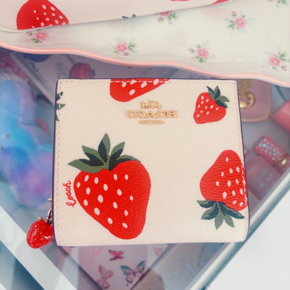 Coach Nolita 19 wild Strawberry Print Mini Shoulder Bag & Snap wallet. - Picture 7 of 10